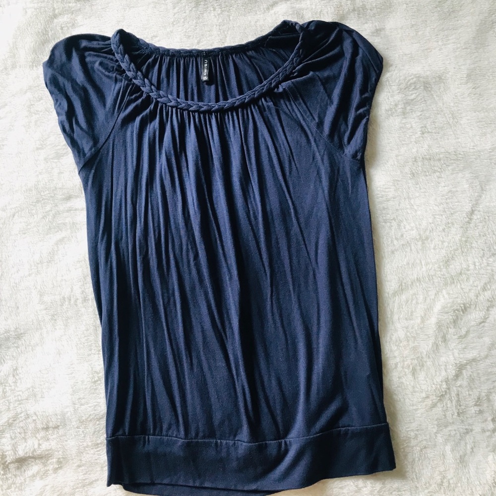Navy Top - Picture 4 of 4